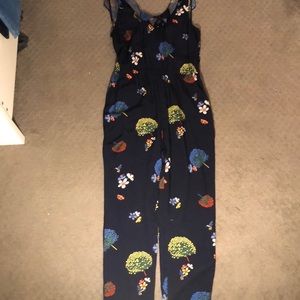 🦋Ann Taylor Loft Floral Jumpsuit With Pockets